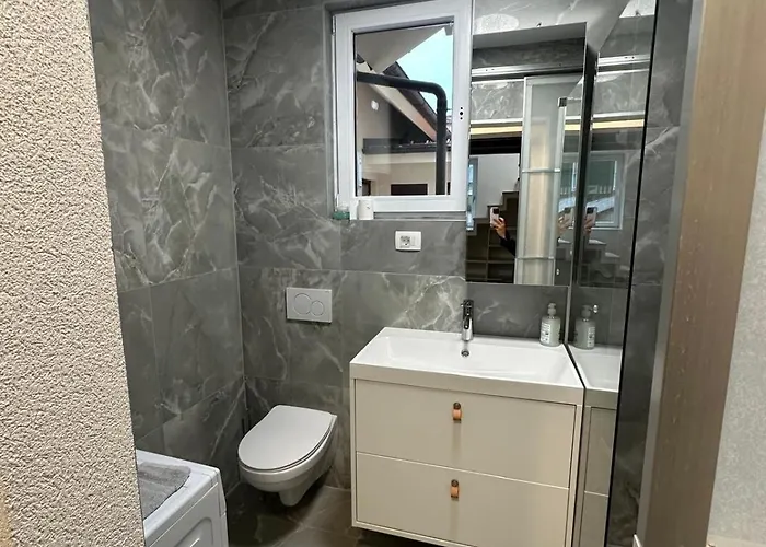 Karlovska Duplex Urban 아파트 류블랴나