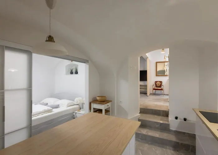 Karlovska Duplex Urban Appartement *