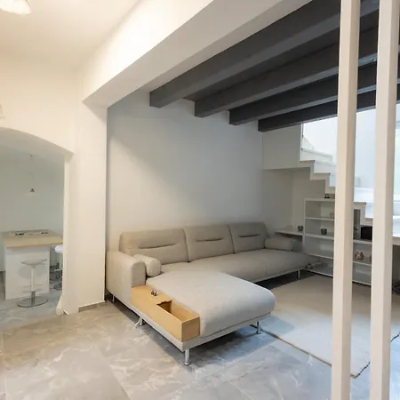 Apartment Karlovska Duplex Urban *